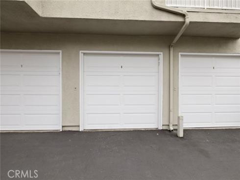17641  Sergio  203  Circle, Huntington Beach, CA
