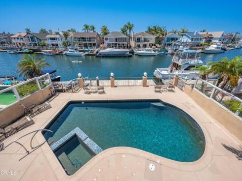 16181  Santa Barbara   Lane, Huntington Beach, CA