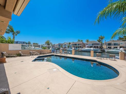 16181  Santa Barbara   Lane, Huntington Beach, CA