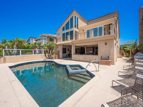 16181  Santa Barbara   Lane, Huntington Beach, CA