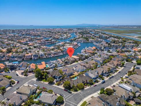 16181  Santa Barbara   Lane, Huntington Beach, CA