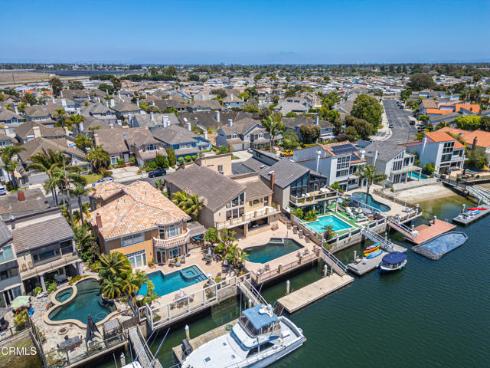 16181  Santa Barbara   Lane, Huntington Beach, CA