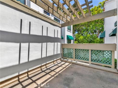 19562  Pompano Lane  108 , Huntington Beach, CA