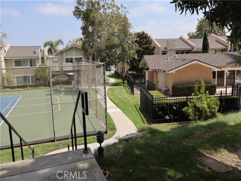 18507  Pueblo   Circle, Huntington Beach, CA