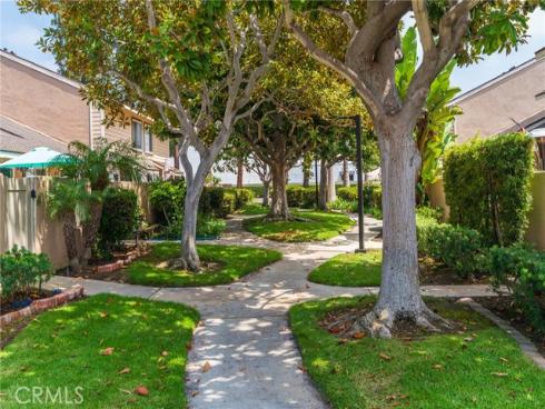 7921  Nomad   Circle, Huntington Beach, CA