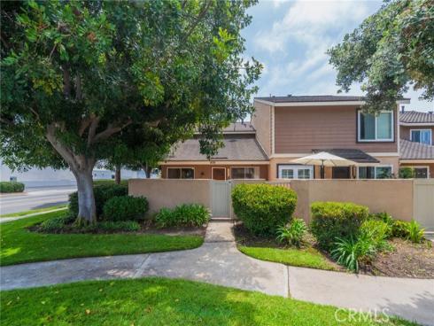 7921  Nomad   Circle, Huntington Beach, CA