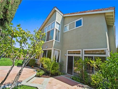 9221 Belcaro Drive, Huntington Beach, CA