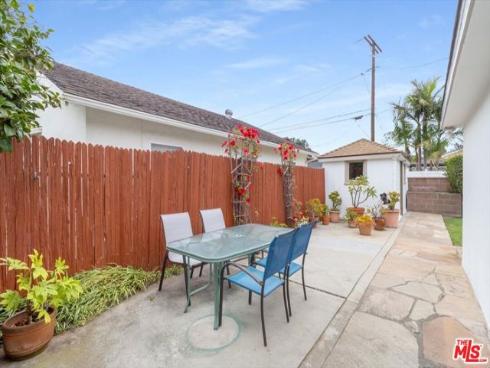 949  10th   Street, Huntington Beach, CA