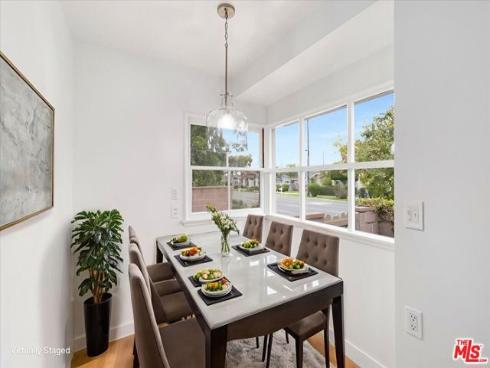 949  10th   Street, Huntington Beach, CA