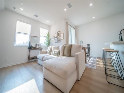 17952  Seaglass   Drive, Huntington Beach, CA