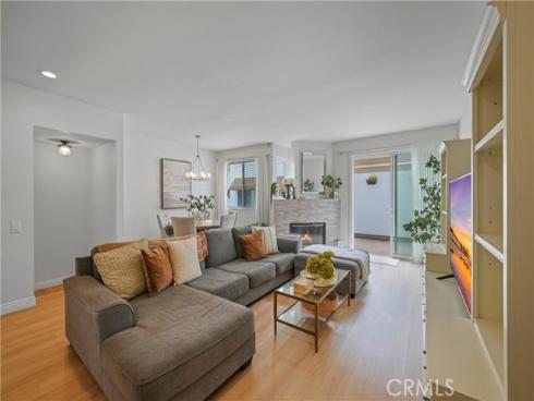 19581  Pompano Ln  107 , Huntington Beach, CA