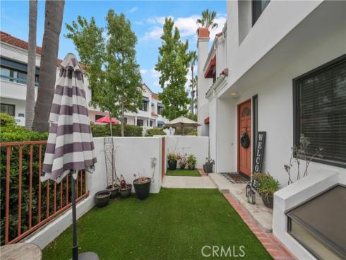 19581  Pompano Ln  107 , Huntington Beach, CA