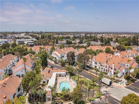 19581  Pompano Ln  107 , Huntington Beach, CA