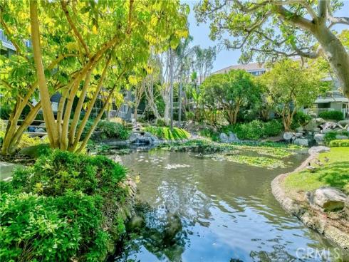 20301  Bluffside  D401  Circle, Huntington Beach, CA