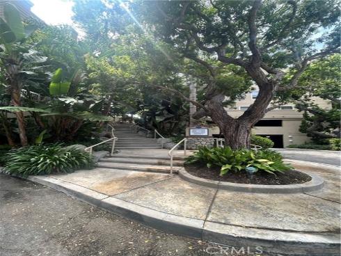 20301  Bluffside  D401  Circle, Huntington Beach, CA