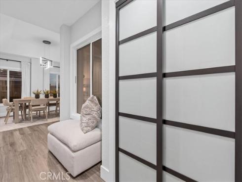 1915  Pine St  , Huntington Beach, CA