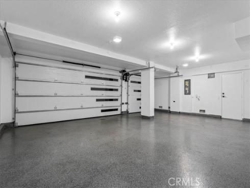 1915  Pine St  , Huntington Beach, CA