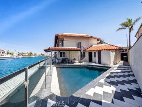 16352  Maruffa Circle  , Huntington Beach, CA