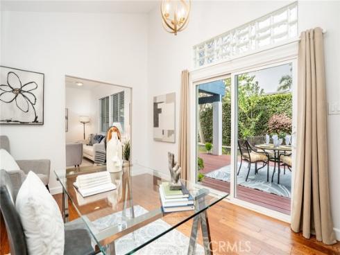 118  Adams   Avenue, Huntington Beach, CA