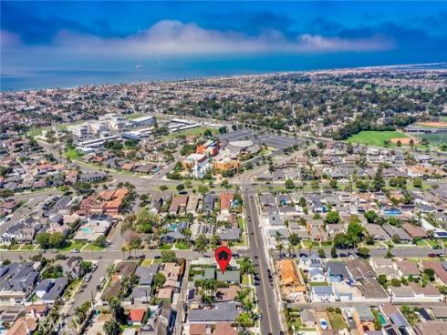 118  Adams   Avenue, Huntington Beach, CA