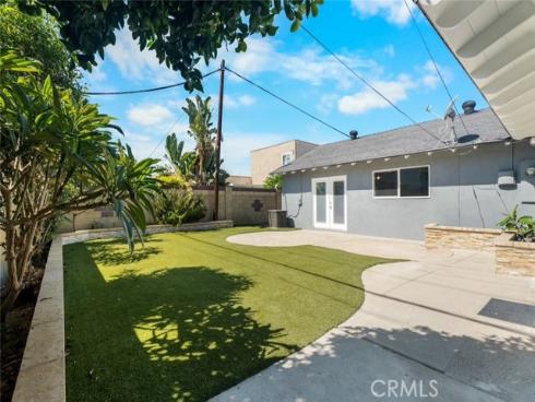 15072 Sussex Circle, Huntington Beach, CA