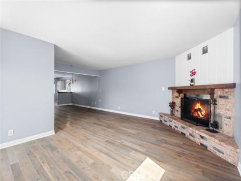 15072 Sussex Circle, Huntington Beach, CA