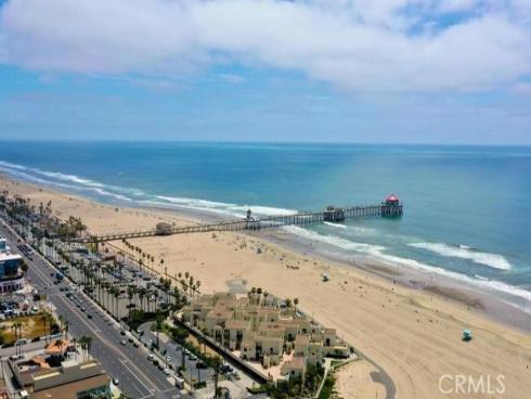 15072 Sussex Circle, Huntington Beach, CA