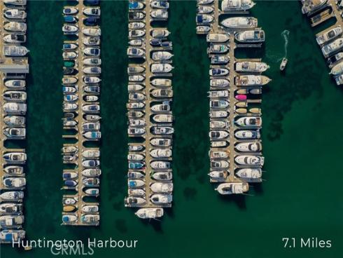 414  Main  420  Street, Huntington Beach, CA