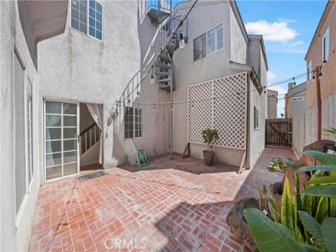 1208  California   Street, Huntington Beach, CA