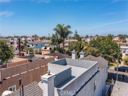 1208  California   Street, Huntington Beach, CA