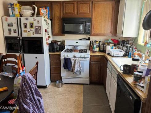 219  Portland   Avenue, Huntington Beach, CA