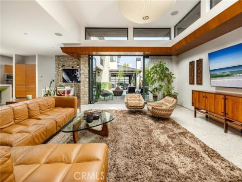 1112  Park   Street, Huntington Beach, CA