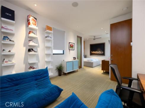 1112  Park   Street, Huntington Beach, CA