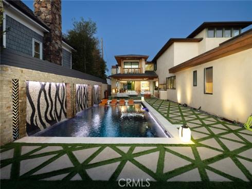 1112  Park   Street, Huntington Beach, CA