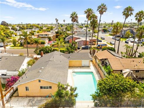20401  Somerville   Lane, Huntington Beach, CA