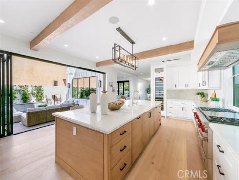 521  12th   Street, Huntington Beach, CA