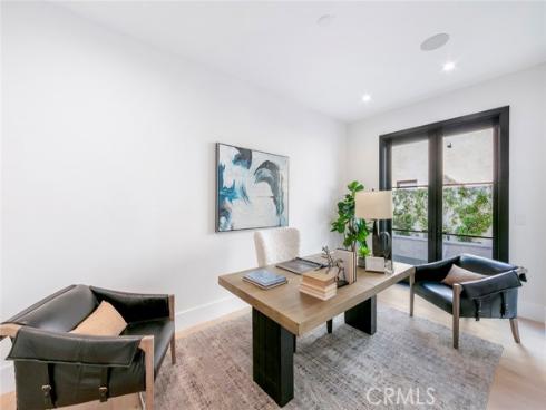 521  12th   Street, Huntington Beach, CA