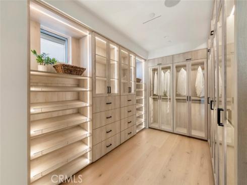 521  12th   Street, Huntington Beach, CA