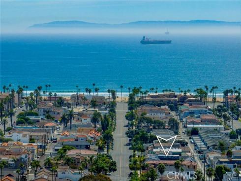 521  12th   Street, Huntington Beach, CA