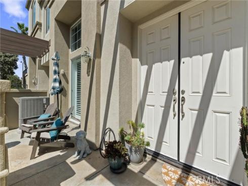 19271  Surfwave Drive  , Huntington Beach, CA