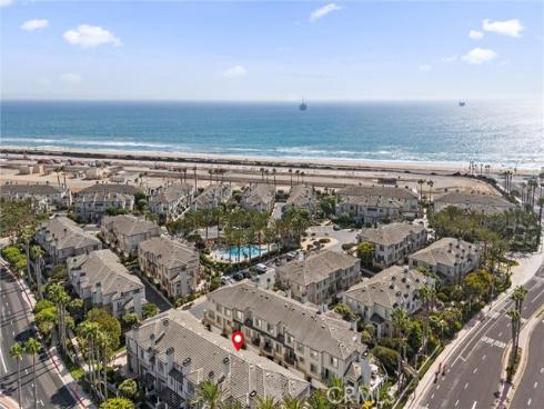 19271  Surfwave Drive  , Huntington Beach, CA