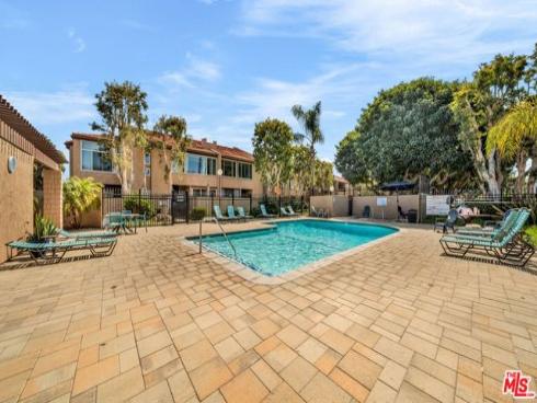 17009 Bluewater 88 Lane, Huntington Beach, CA
