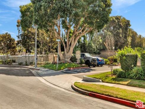 17009 Bluewater 88 Lane, Huntington Beach, CA