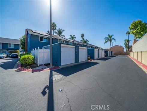 2612  Del Way  B , Huntington Beach, CA