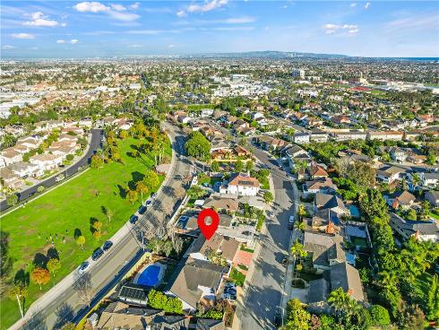 6781  Lawn Haven   Drive, Huntington Beach, CA