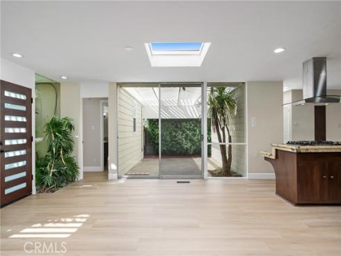 1824  Park   Street, Huntington Beach, CA