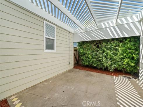 1824  Park   Street, Huntington Beach, CA