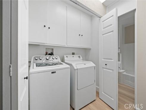 1824  Park   Street, Huntington Beach, CA