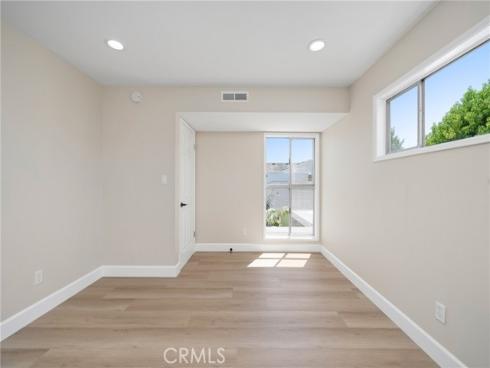 1824  Park   Street, Huntington Beach, CA