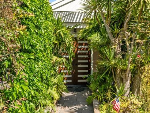 1824  Park   Street, Huntington Beach, CA